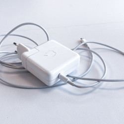 Зарядний блок USB-C 20W для Kindle